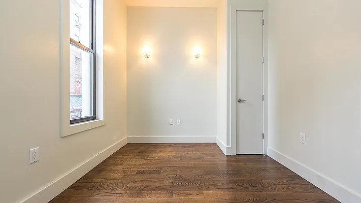 Rented by Nooklyn NYC LLC | media 19