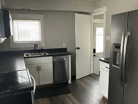 5th image of 1120 N Ave Nw