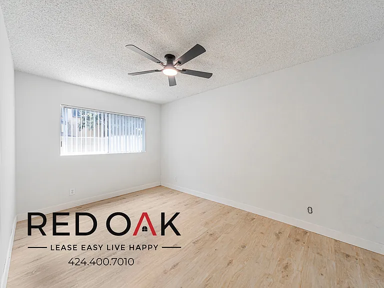 915 Mount Olive Dr #1 — Photo 16