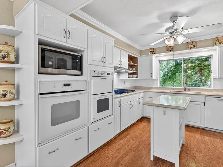 19650 Sky Oaks Way — Photo 10