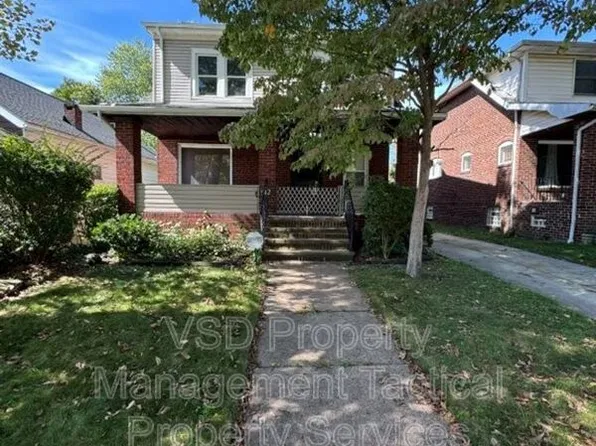 4742 Burleigh Rd, Garfield Heights, OH 44125
