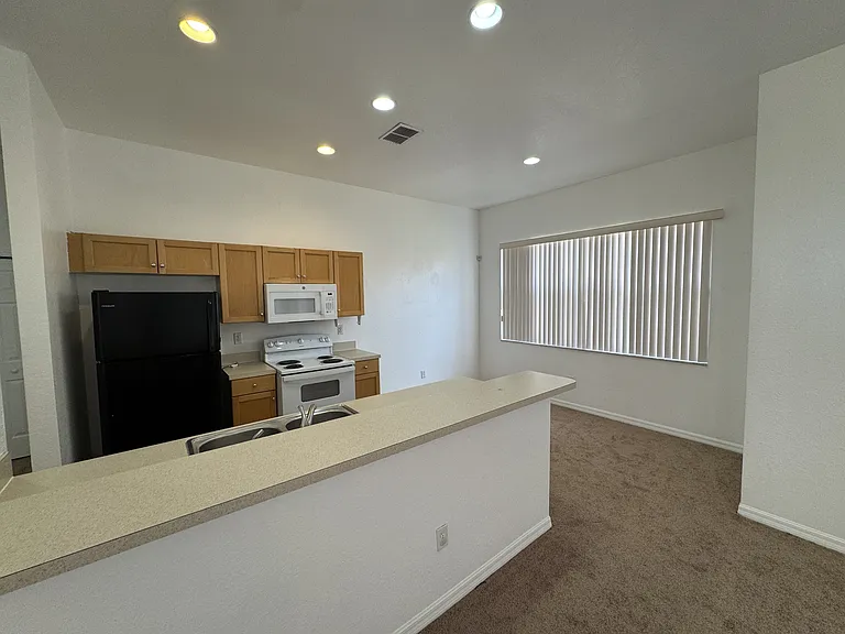 446 Caraway Dr — Photo 7