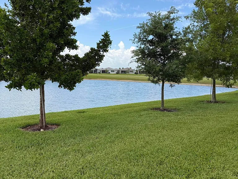 9856 SW Isabelline Dr — Photo 15
