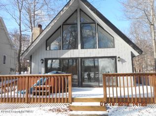 6075 Boardwalk Dr, Tobyhanna, PA