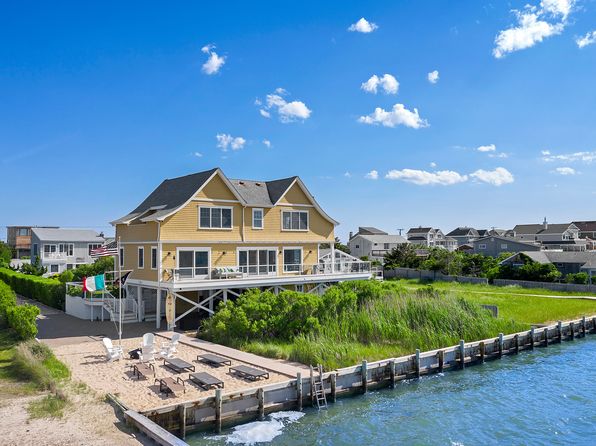 On Dune Road - Westhampton Beach NY Real Estate - 12 Homes For Sale ...