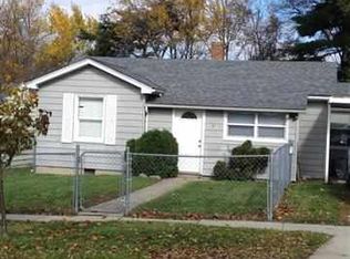 1307 Seminary Ave, Bloomington, IL 61701