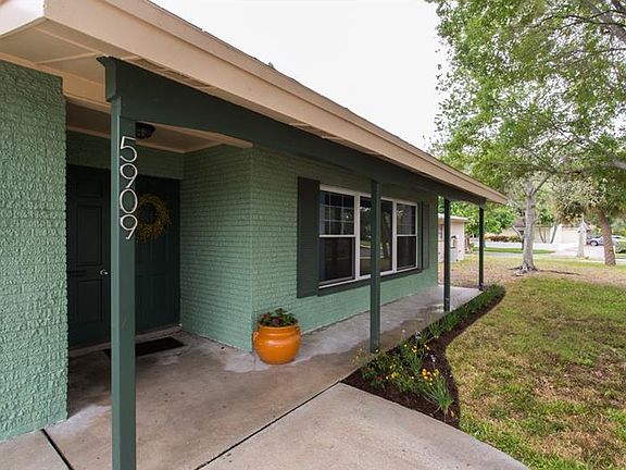 2nd image of 5909 Venetian Blvd NE