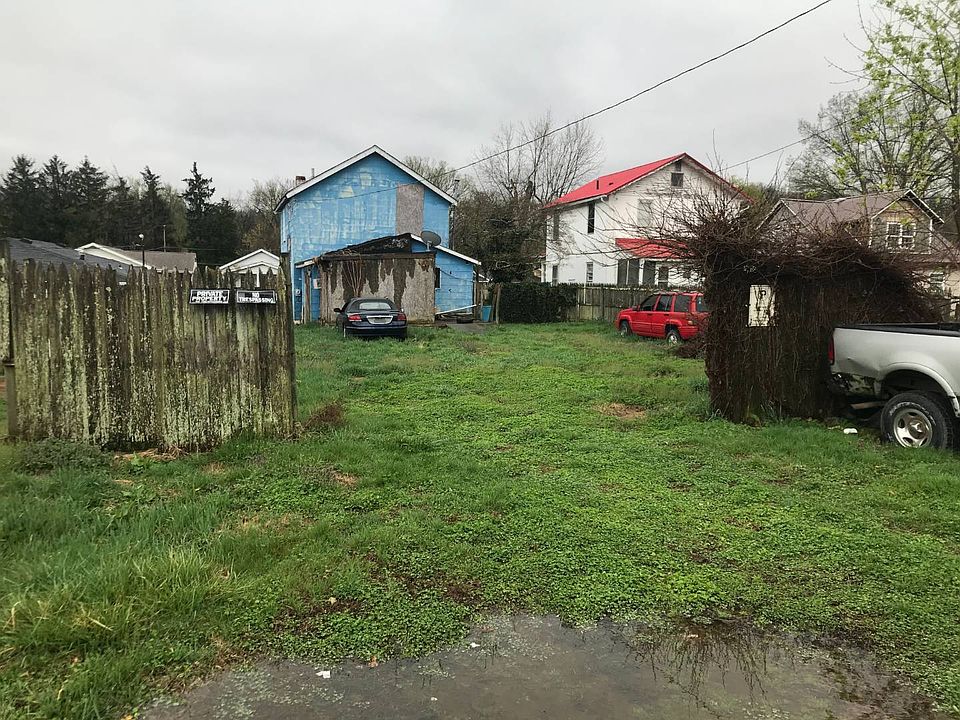 2nd image of 1924 Monroe Ave