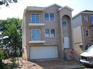 554 S 10th St, Newark, NJ 07103