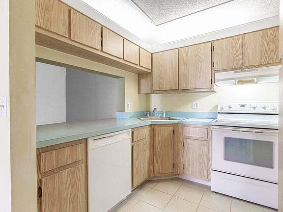 3rd image of 1015 Green Pine Boulevard #F2