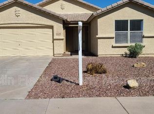 2124 W Agrarian Hills Dr, Queen Creek, AZ 85142
