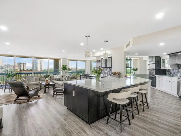 1900 Consulate Place #406, West Palm Beach, FL 33401