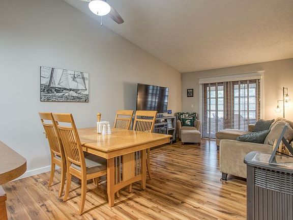5th image of 2658 Stonehaven Dr SW