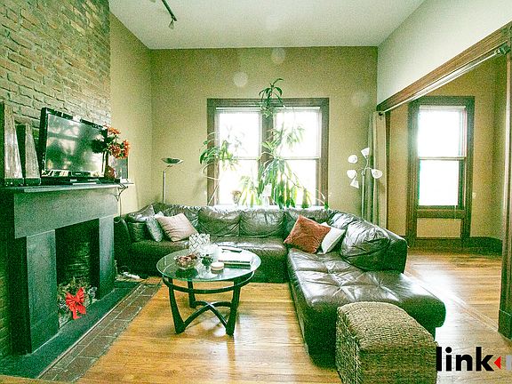 2nd image of 520 W 153rd St #2