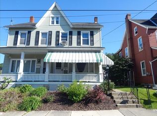 611 W Franklin St, Slatington, PA 18080