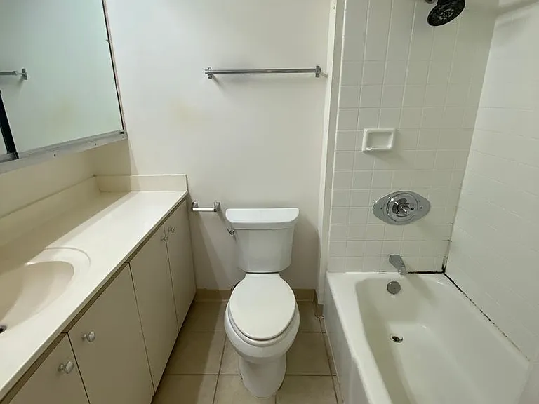 1560 Kanunu St #806 — Photo 4