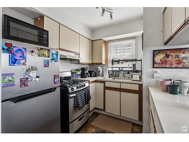 321 N 19th St #2 — Photo 9