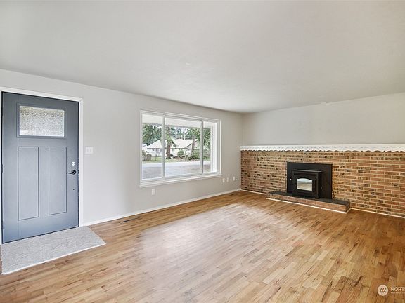 3rd image of 8609 114th Street E