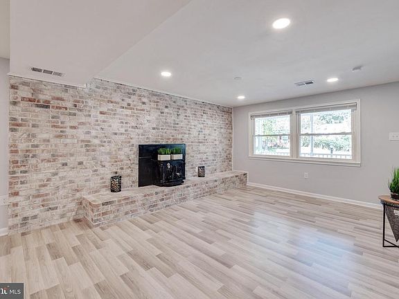 Family Room with Fireplace