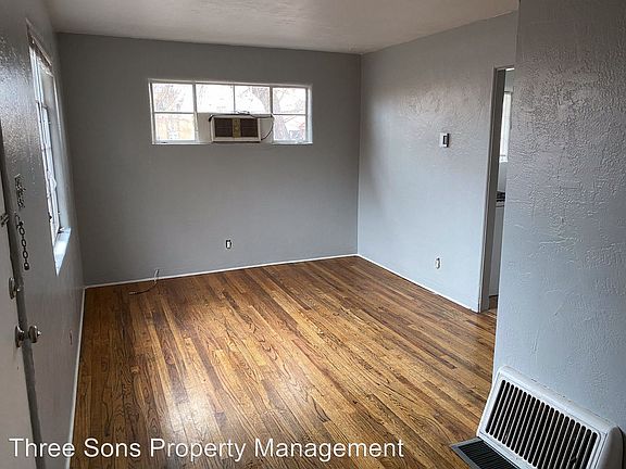 3rd image of 217 Princeton Dr SE APT 4