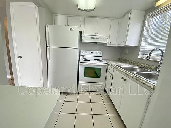 4th image of 5601 31st Ave S APT 4