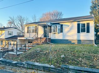 3122 Kensington Rd, Endwell, NY 13760