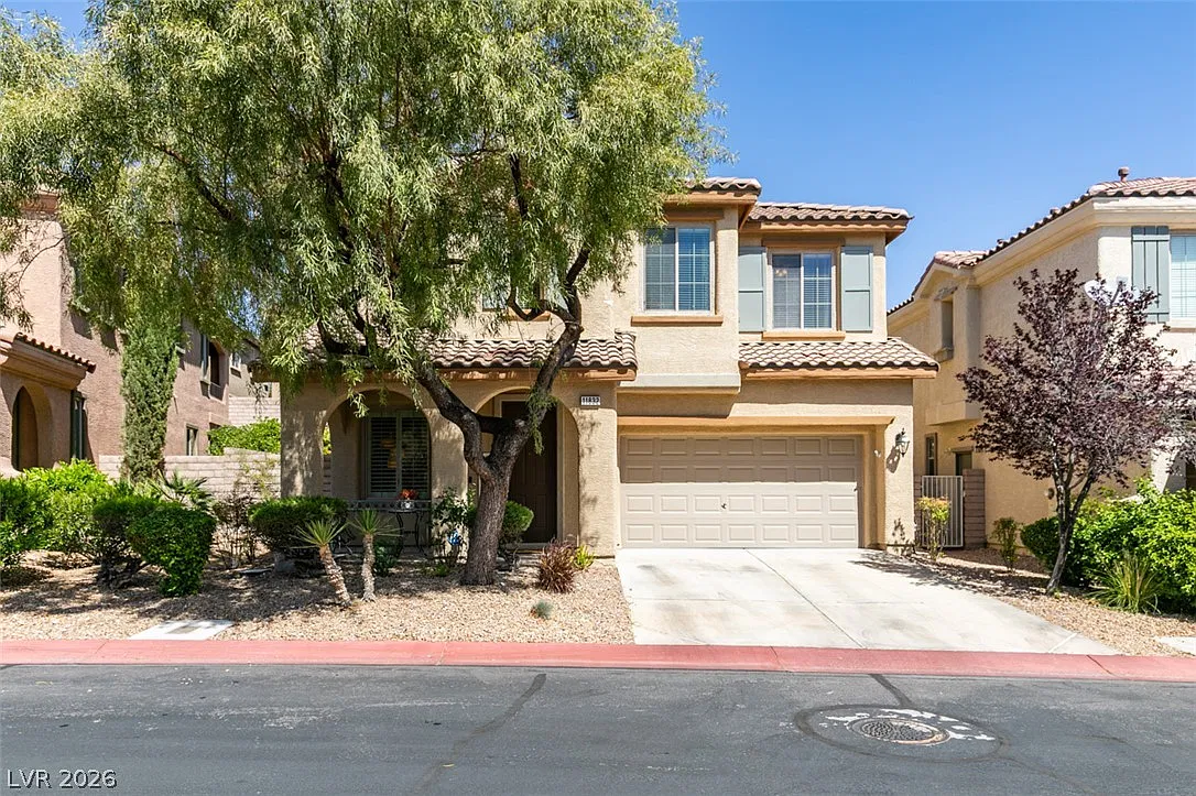 3 bed, 2.5 bath, 1947 sqft, $2,795 — Photo 1