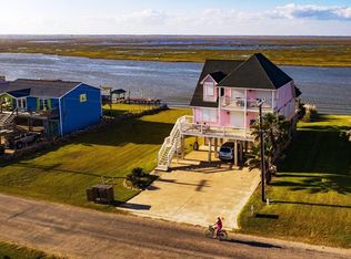 2100 County Road 230, Bay City, TX 77414