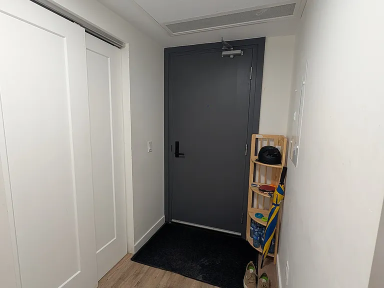 4 Champlain Ave #2 — Photo 10