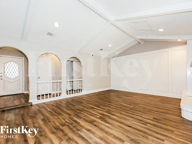 3944 Misty Meadow Dr — Photo 4