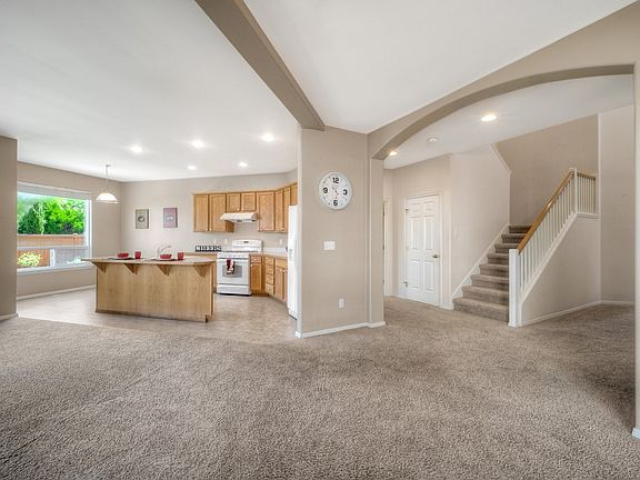 5th image of 8107 49th Ave SW