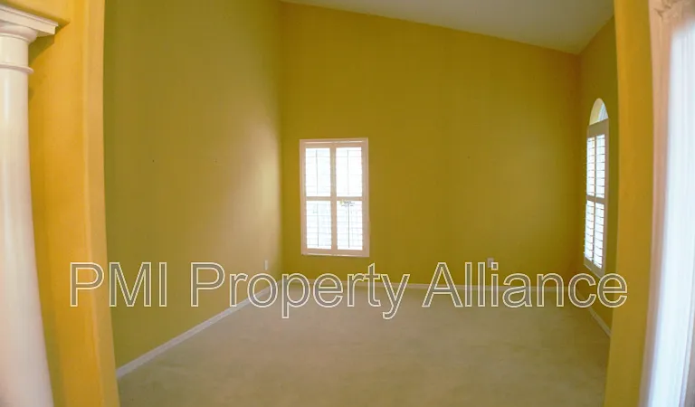 1521 Parkglen Cir — Photo 16