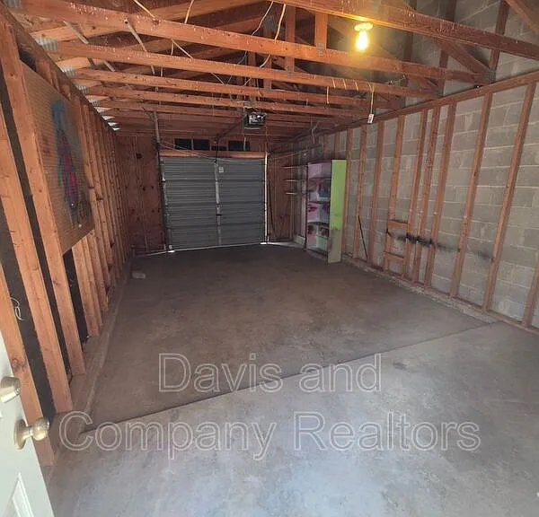 4422 Fairgate Dr — Photo 19