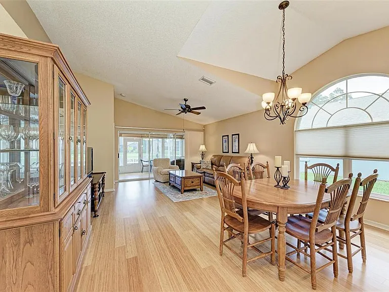 4936 Linsey Ct — Photo 4