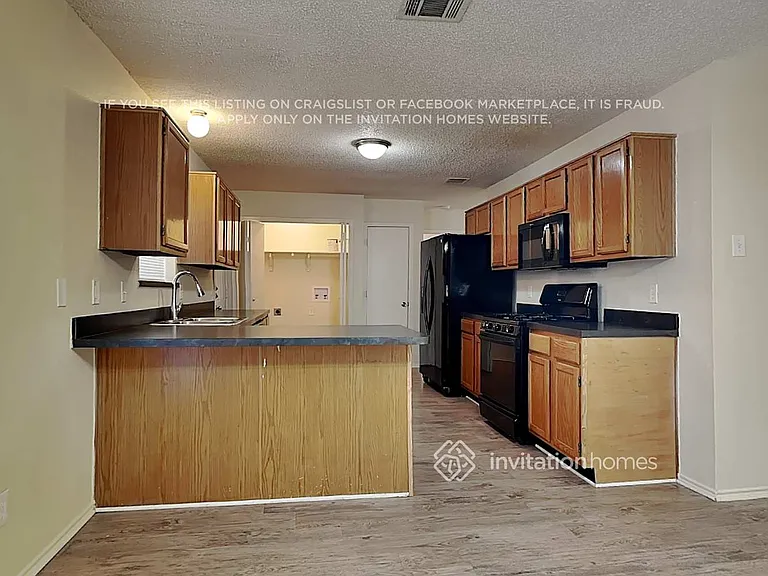 8405 Pacific Pearl Dr — Photo 10