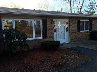 42 Fox Ridge Cres, Warwick, RI 02886