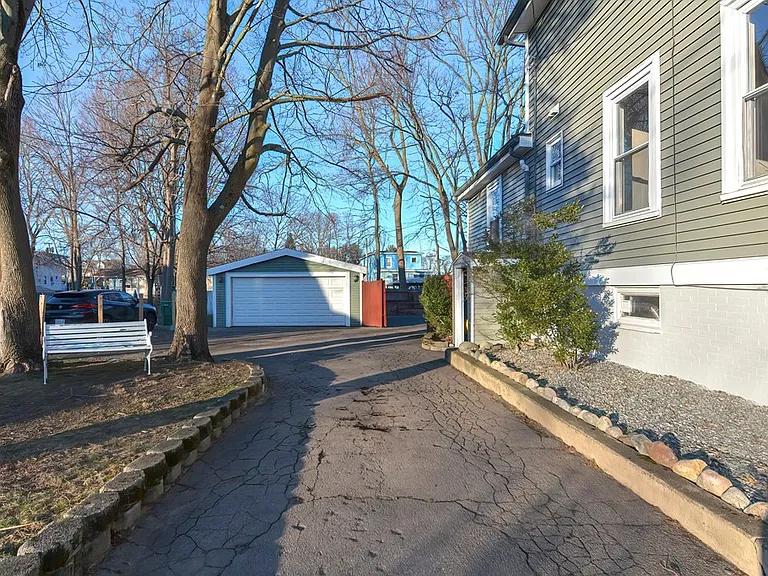 76 Holman St #2 — Photo 2