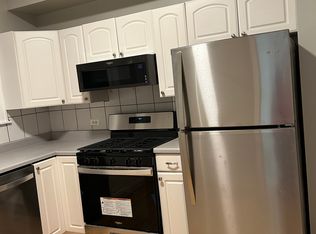 651 Laprairie St, Ferndale, MI