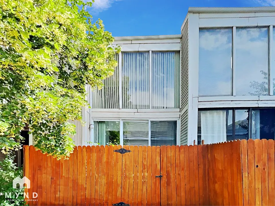 1050 S Monaco Pkwy #91