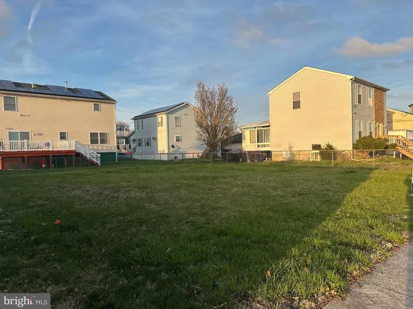 1421 W Riverside Dr, Atlantic City, NJ 08401
