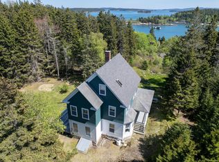 31 Green Head Rd, Stonington, ME 04681
