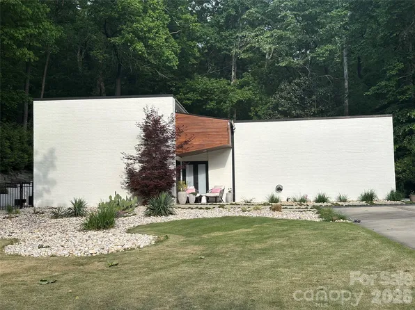 3316 Johnny Cake Ln, Charlotte, NC 28226