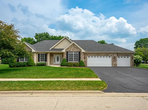 12165 Floyd Dr, Roscoe, IL 61073