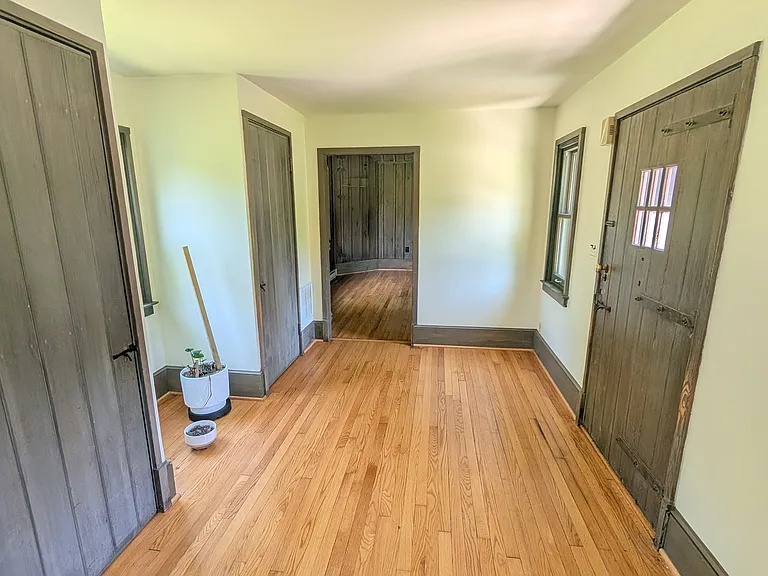 10 Hillspoint Ct — Photo 4