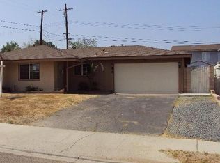 4880 Halsey Pl, Riverside, CA 92503