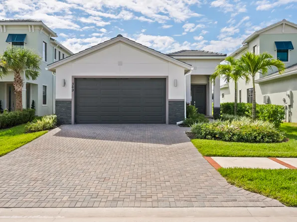 369 SE Fascino Circle, Port St Lucie, FL 34984