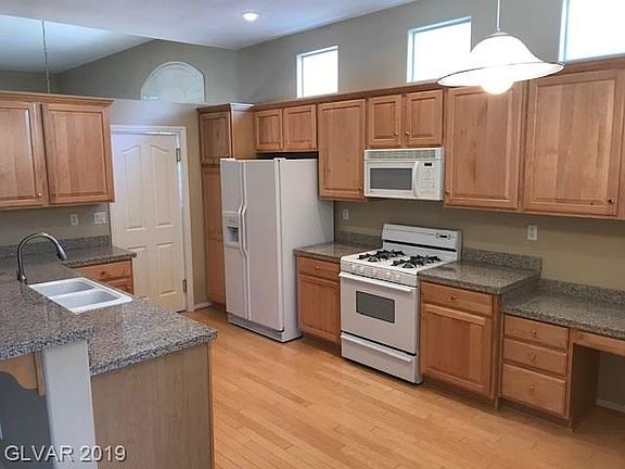 5th image of 8839 Pheasant Valley Way