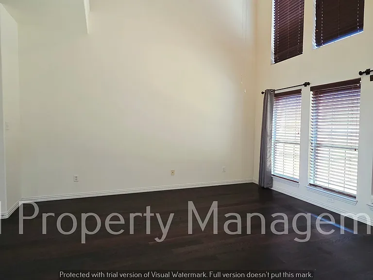 3676 Vienna St — Photo 12