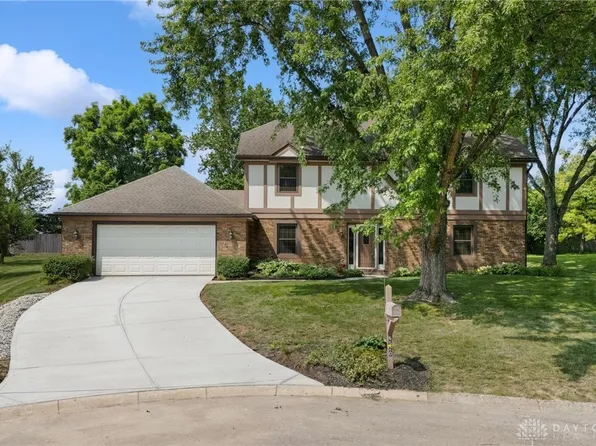6520 Fallwood Cir, Englewood, OH 45322