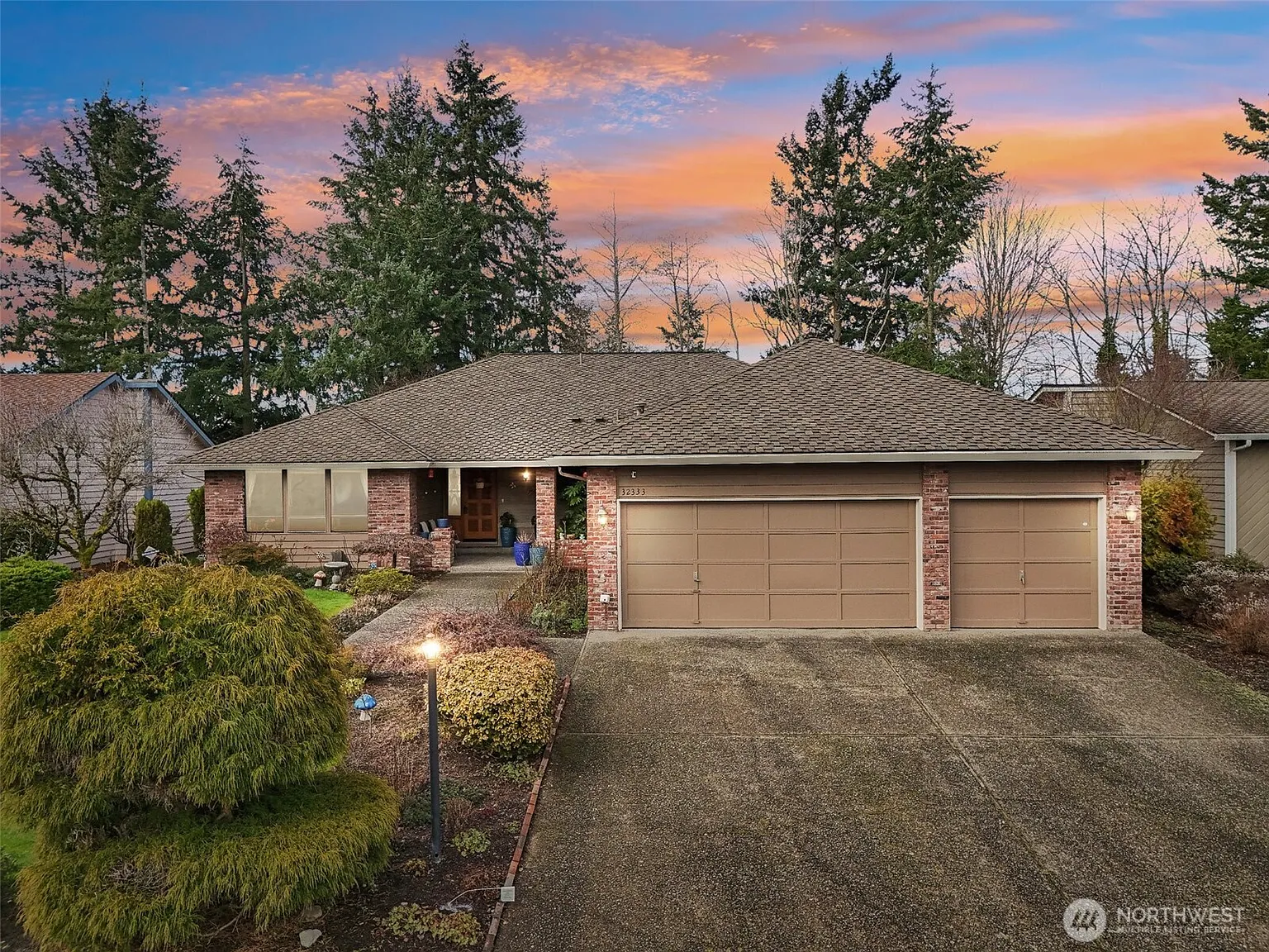 32333 11th Avenue SW photo 1